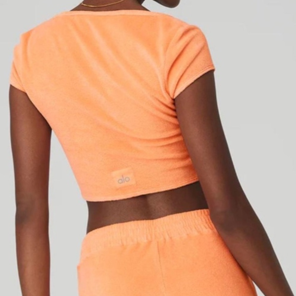 ALO Yoga Terry Beachside Crop Top Size XS Cantaloupe Orange Short Sleeve Beach